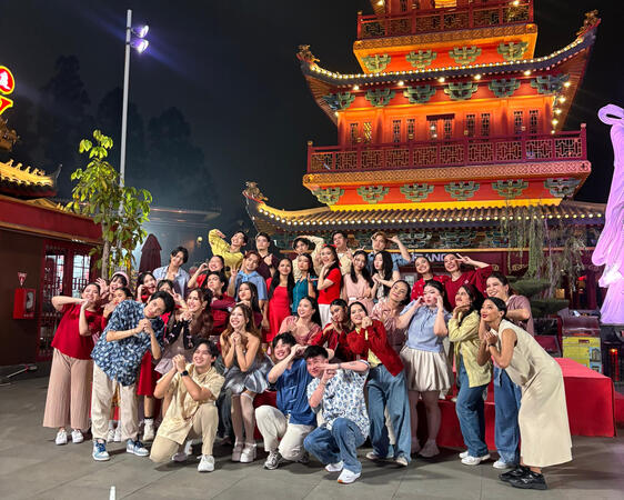 featured as a dancer in Gong Xi Happy MV